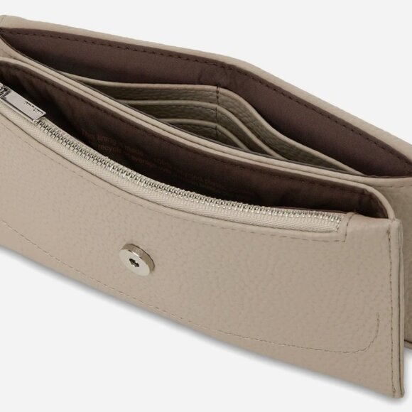 Matt & Nat NIKI Vegan Wallet, Tarte Colour - Picture 5 of 5